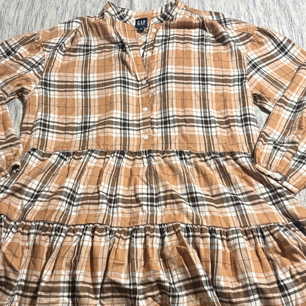 GAP Tan and White Plaid Tiered Dress